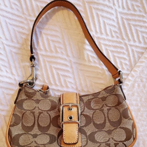 AUTHETIC COACH SHOULDER BAG - Picture 8 of 11